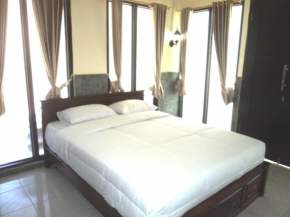 Villa Green House